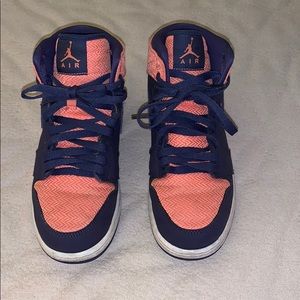 Nike Air Jordan’s size 6y very nice